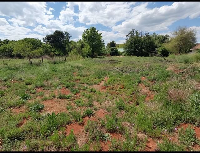 1,089M² VACANT LAND FOR SALE IN HENLEY ON KLIP